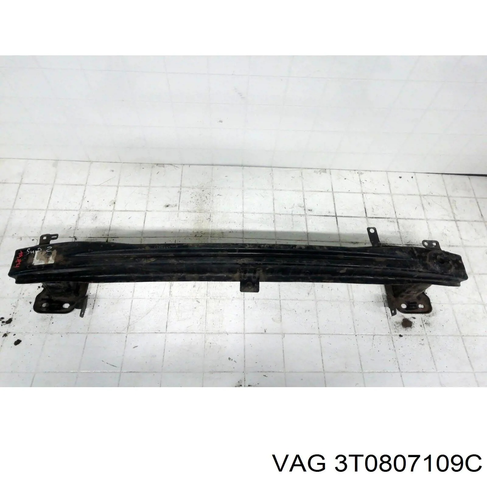 Wzmocnienie zderzaka przedniego VAG 3T0807109C cena, od 58,35 USD