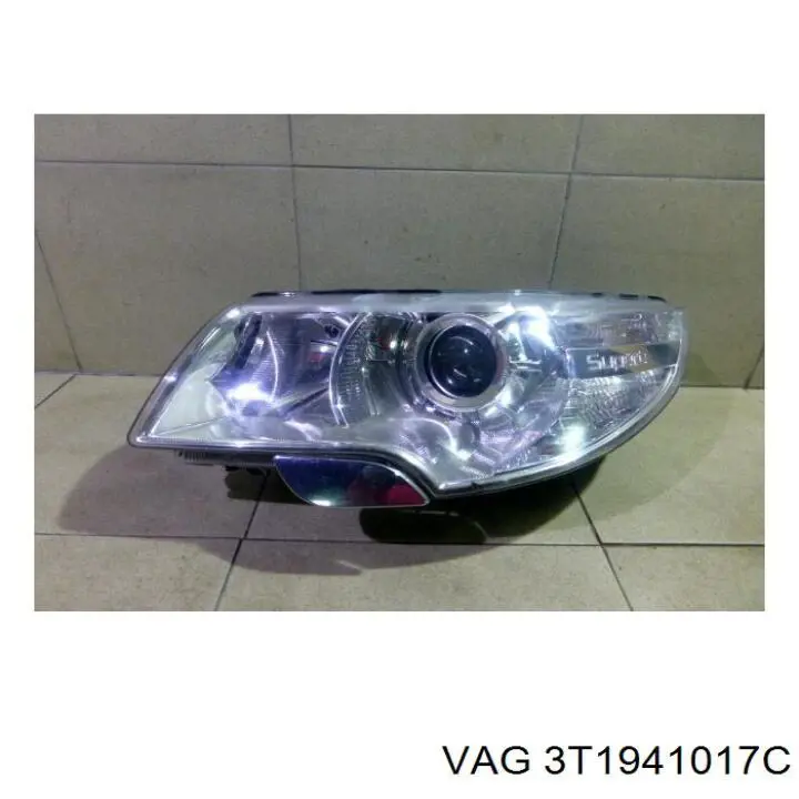 Reflektor lewy VAG 3T1941017C cena, od 183,96 USD