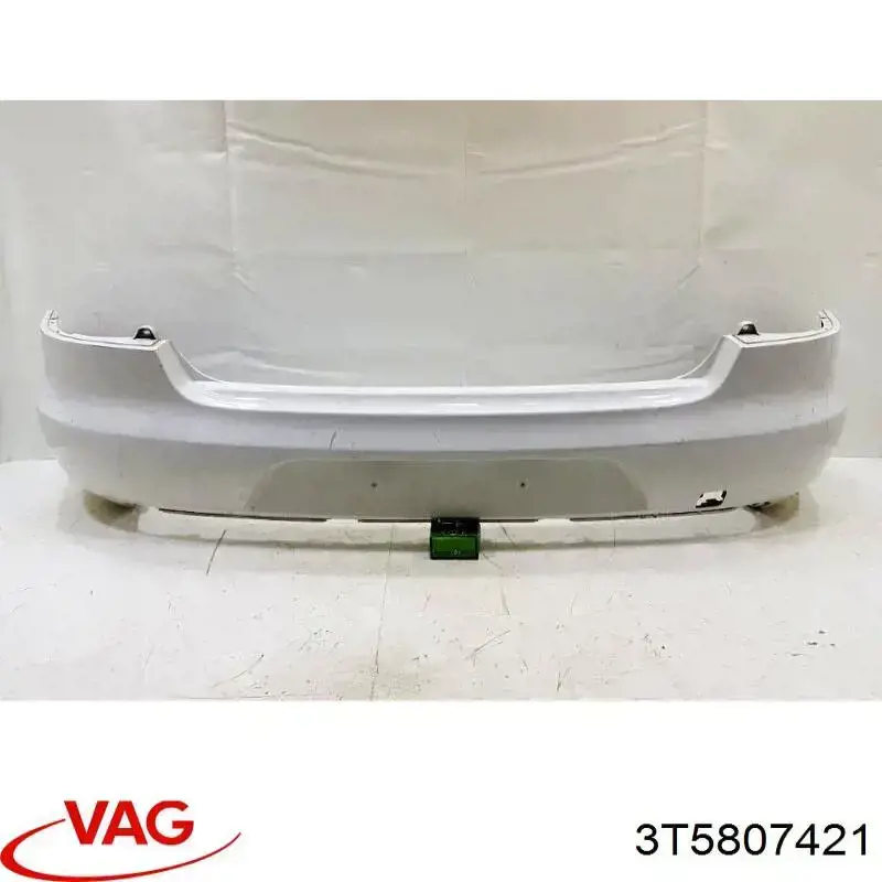 3T5807421 VAG Zderzak tylny