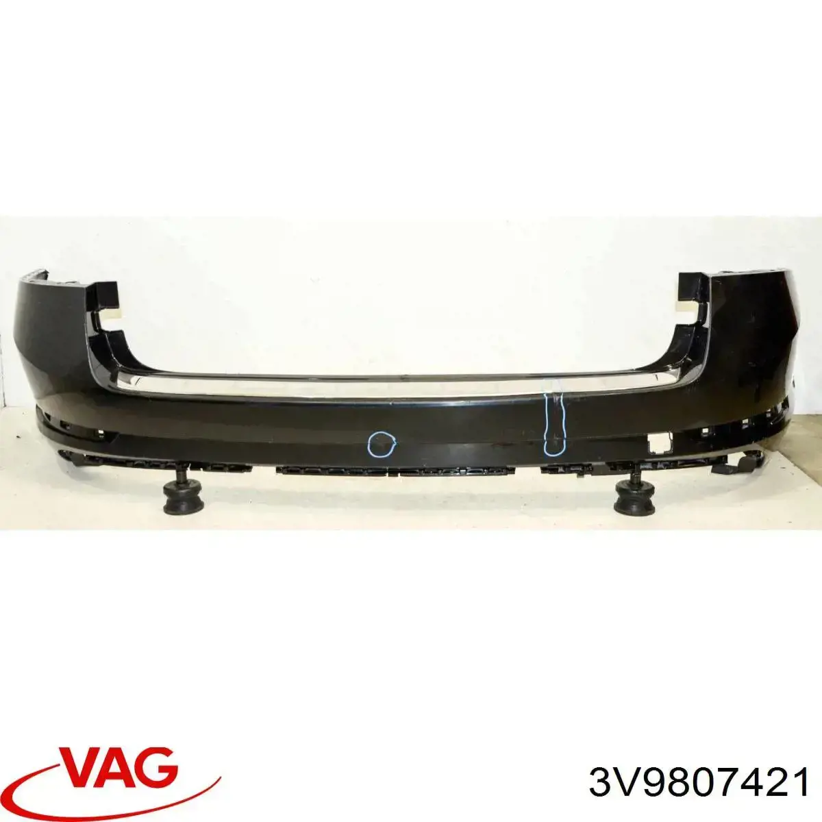 3V9807421 VAG Zderzak tylny