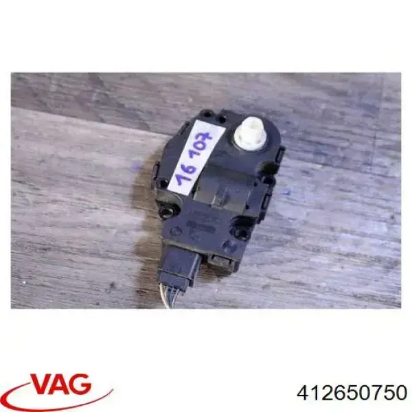 Do koszyka 412650750 VAG Silniczek klapy nagrzewnicy