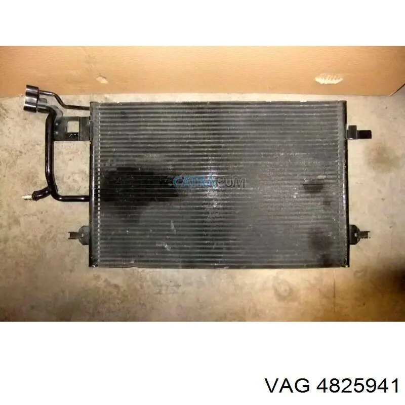 4825941 VAG Chłodnica klimatyzacji