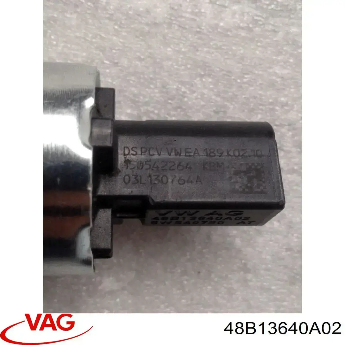 Regulator ciśnienia paliwa w listwie paliwowej VAG 48B13640A02