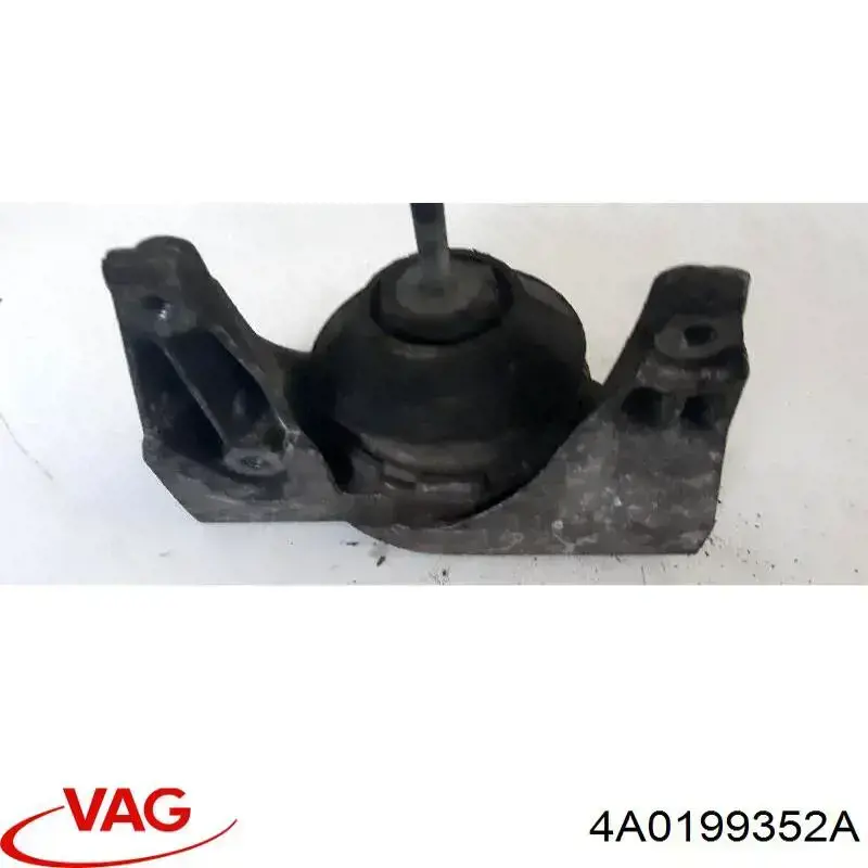 Poduszka (podpora) silnika prawa 4A0199352A VAG