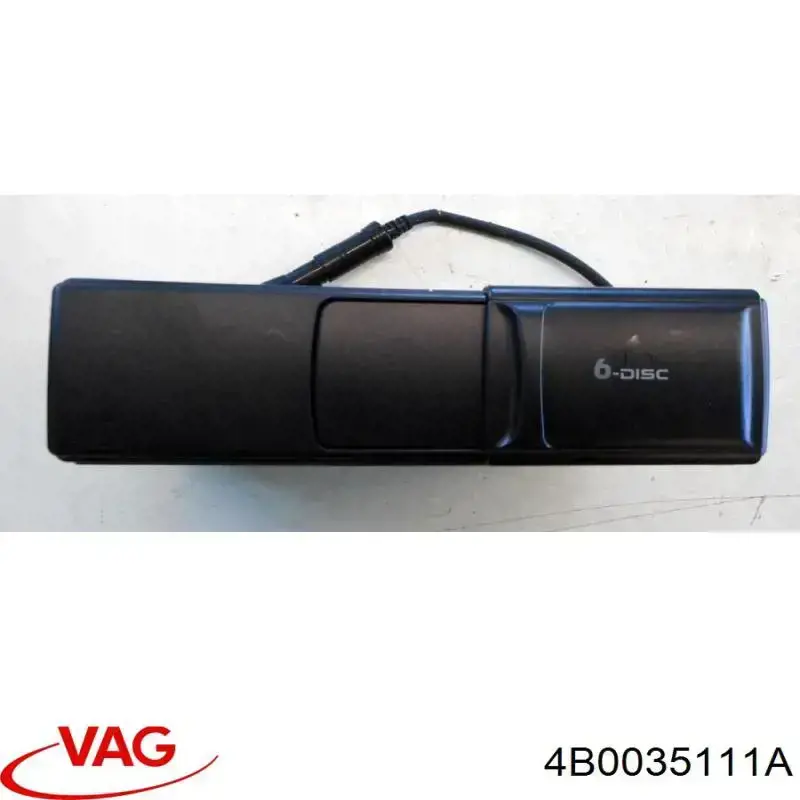 4B0035111A VAG Radioodtwarzacz (radio AM/FM)