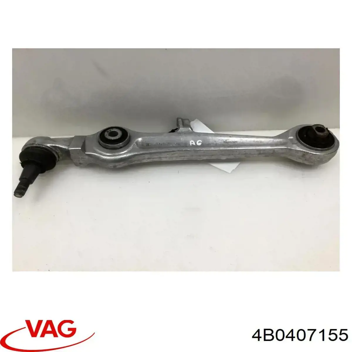 Wahacz zawieszenia przedniego dolny prawy 4B0407155 VAG