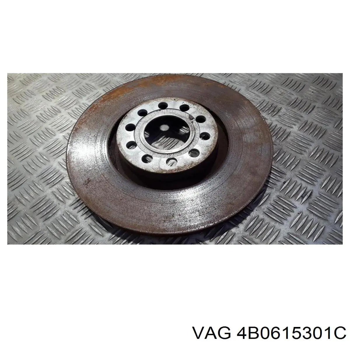 Do koszyka 4B0615301C VAG Tarcza hamulcowa przednia