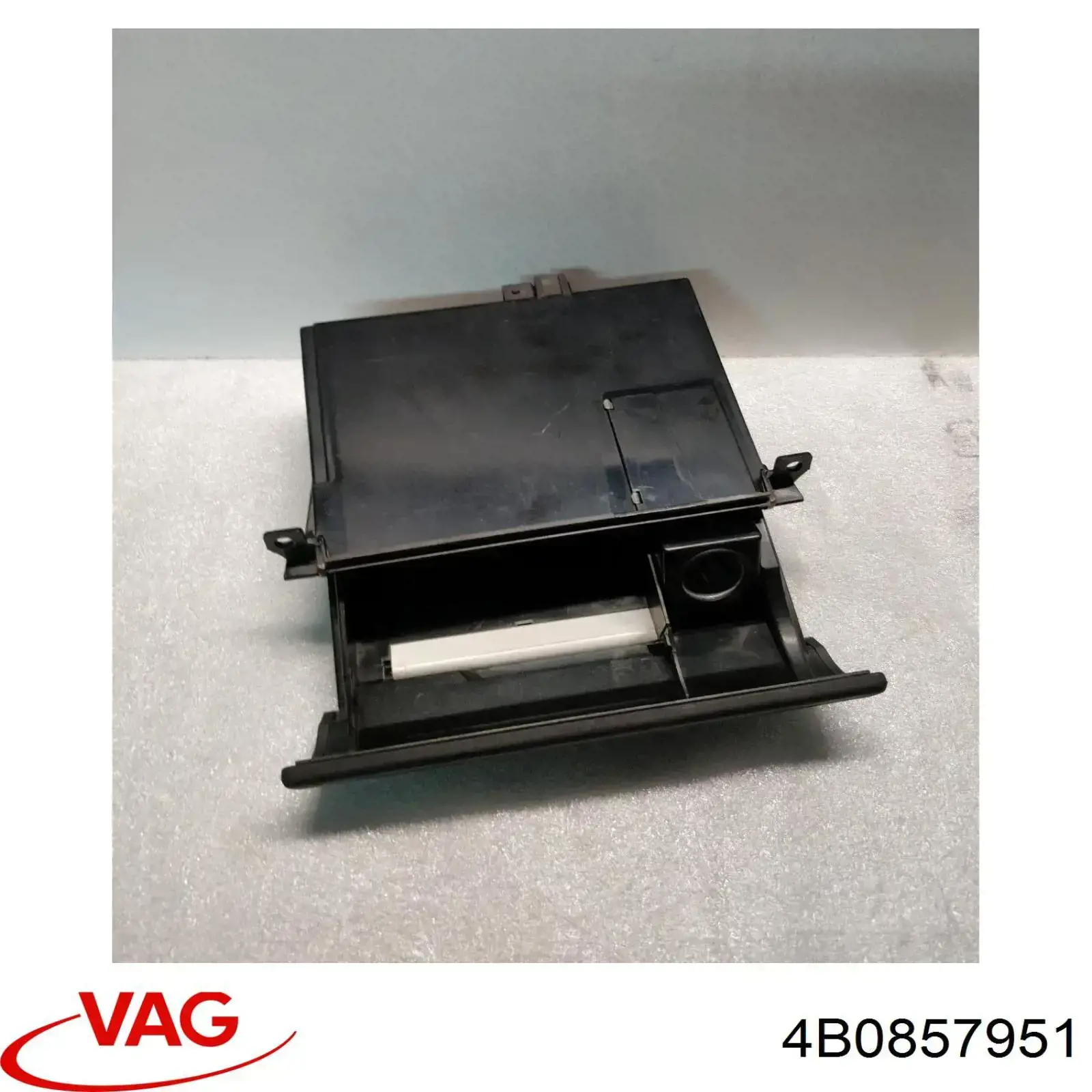  VAG 4B0857951