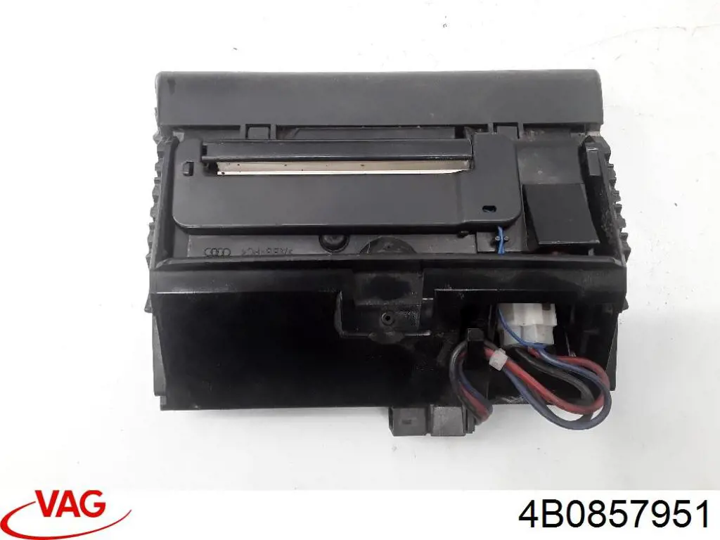  VAG 4B0857951 cena, od 30,58 USD