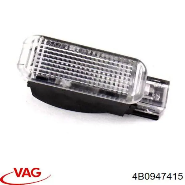 4B0947415 VAG Lampka oświetlenia bagażnika