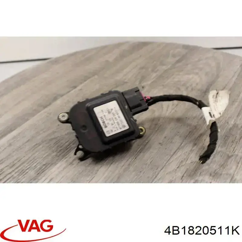 Silniczek klapy nagrzewnicy VAG 4B1820511K cena, od 45,97 USD