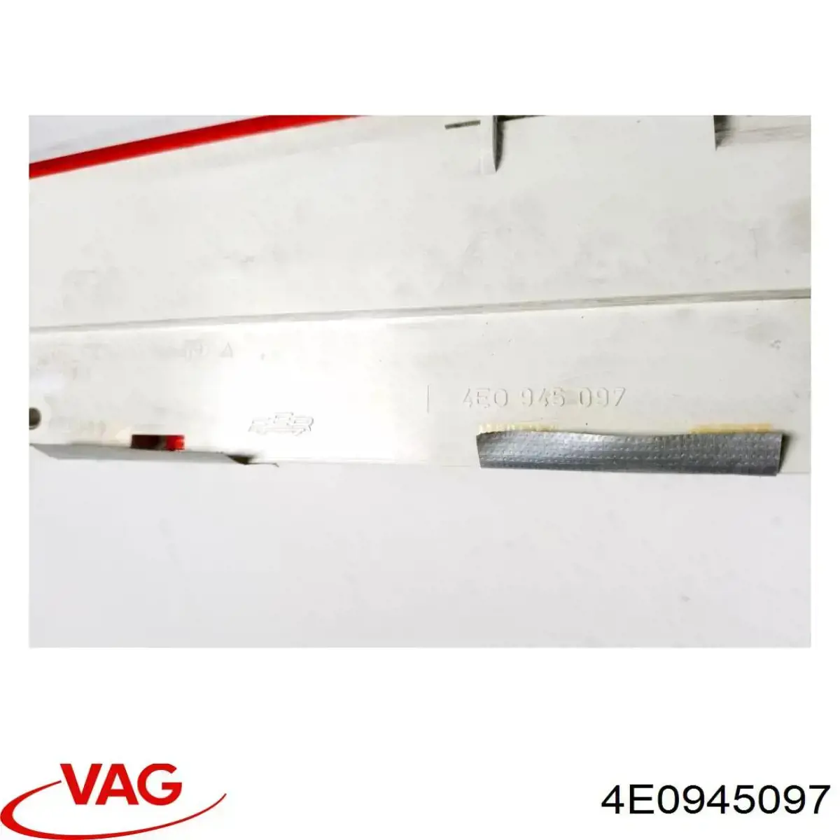 Lampa stop tylna dodatkowa Audi A8 D3 sedana (4E2, 4E8) (2002 - 2010) cena, od 61,71 USD