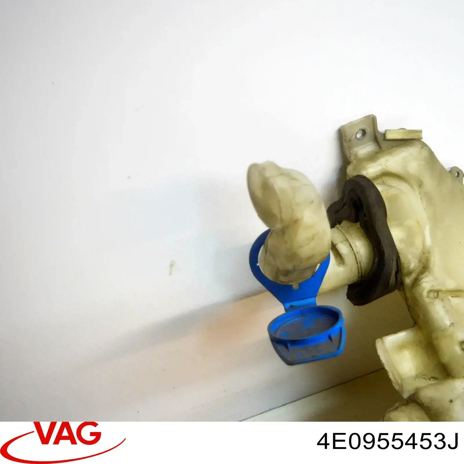 Do koszyka Zbiorniczek spryskiwacza szyb Audi A8 D3 4E2, 4E8