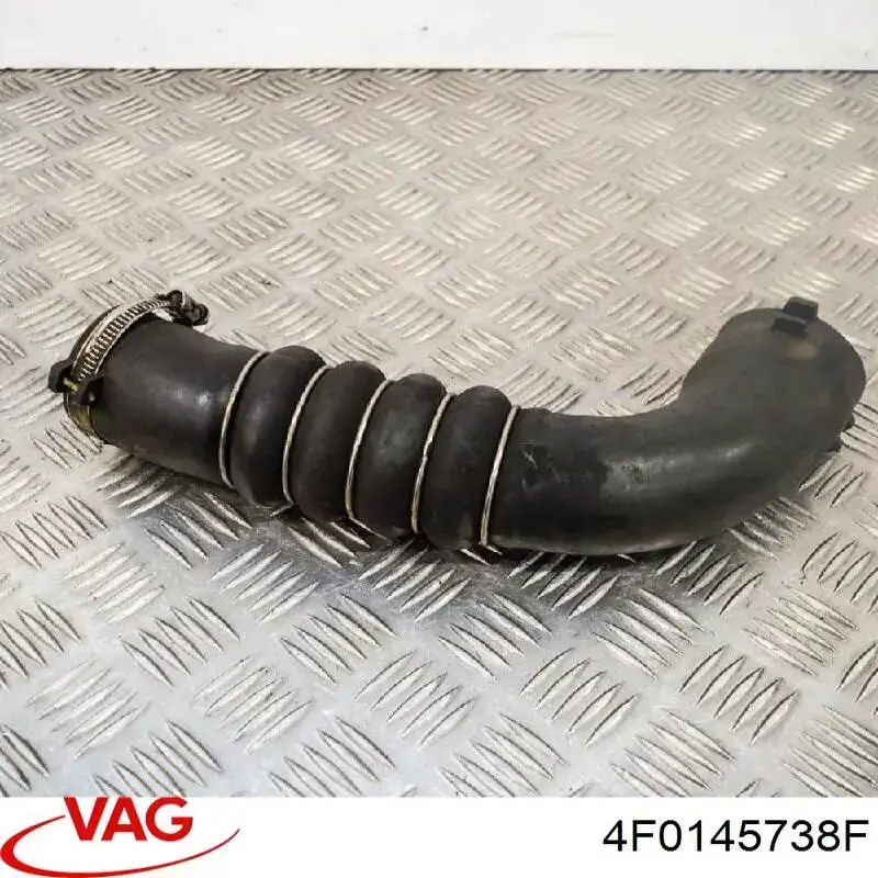 Przewód (króciec) intercoolera VAG 4F0145738F cena, od 50,21 USD