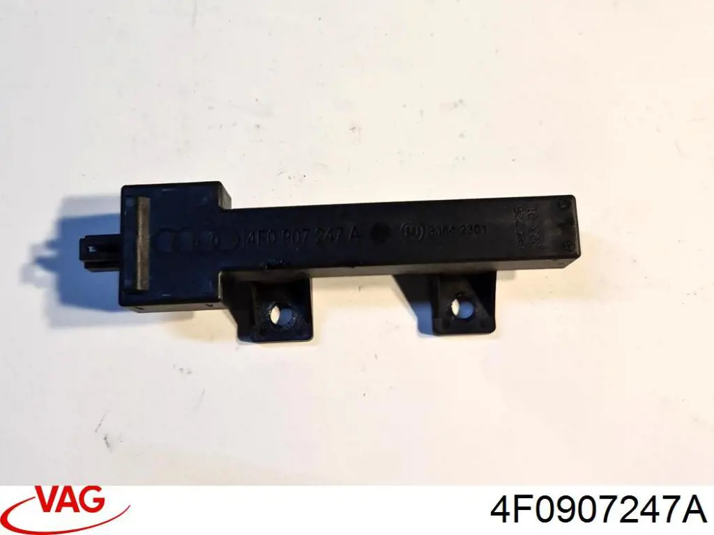 Antena VAG 4F0907247A cena, od 63,30 USD