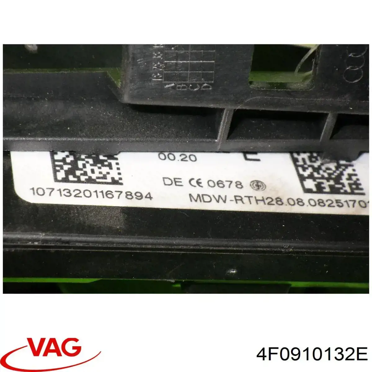 Kostka stacyjki zapłonowej VAG 4F0910132E cena, od 160,92 USD