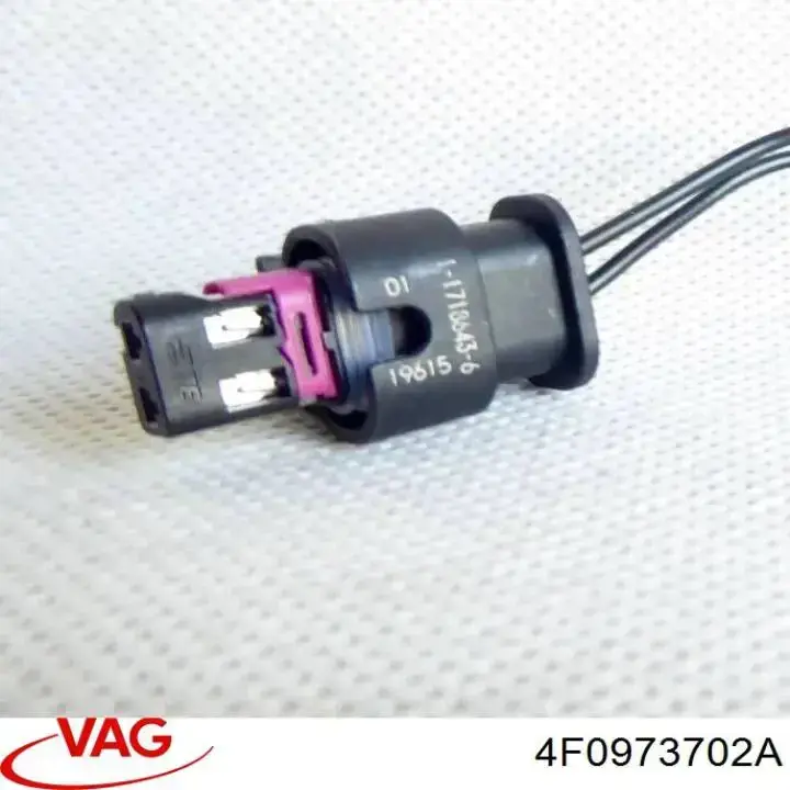 4F0973702A VAG Złącze uniwersalne