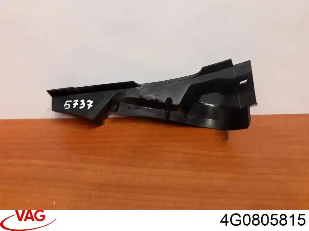 Do koszyka 4G0805815 VAG Wspornik do mocowania błotnika przedniego lewy przedni