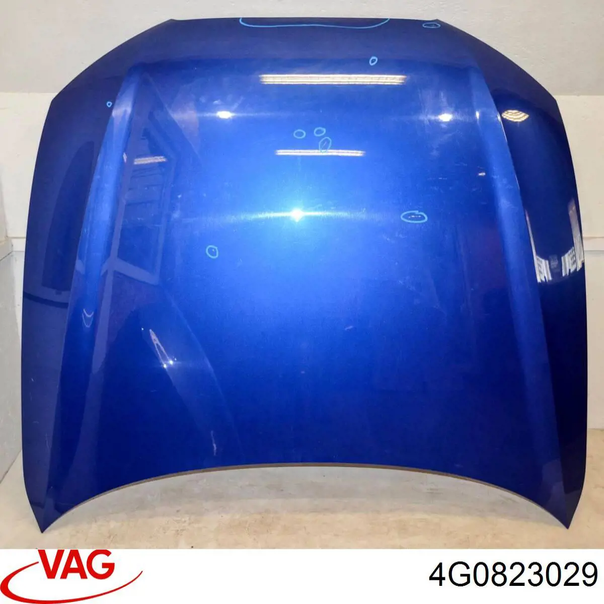 4G0823029 VAG Maska silnika