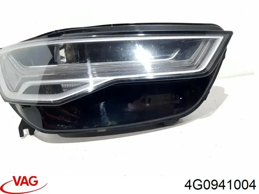 4G0941004 VAG Reflektor prawy