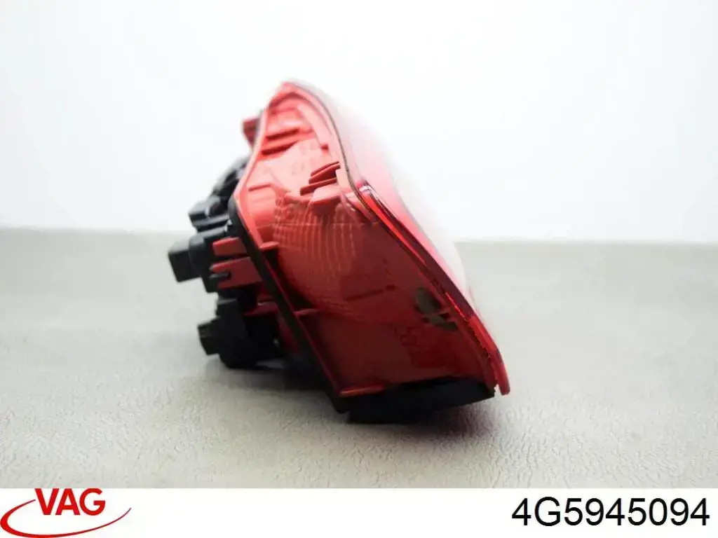 Lampa zespolona tylna prawa wewnętrzna VAG 4G5945094 cena, od 170,57 USD
