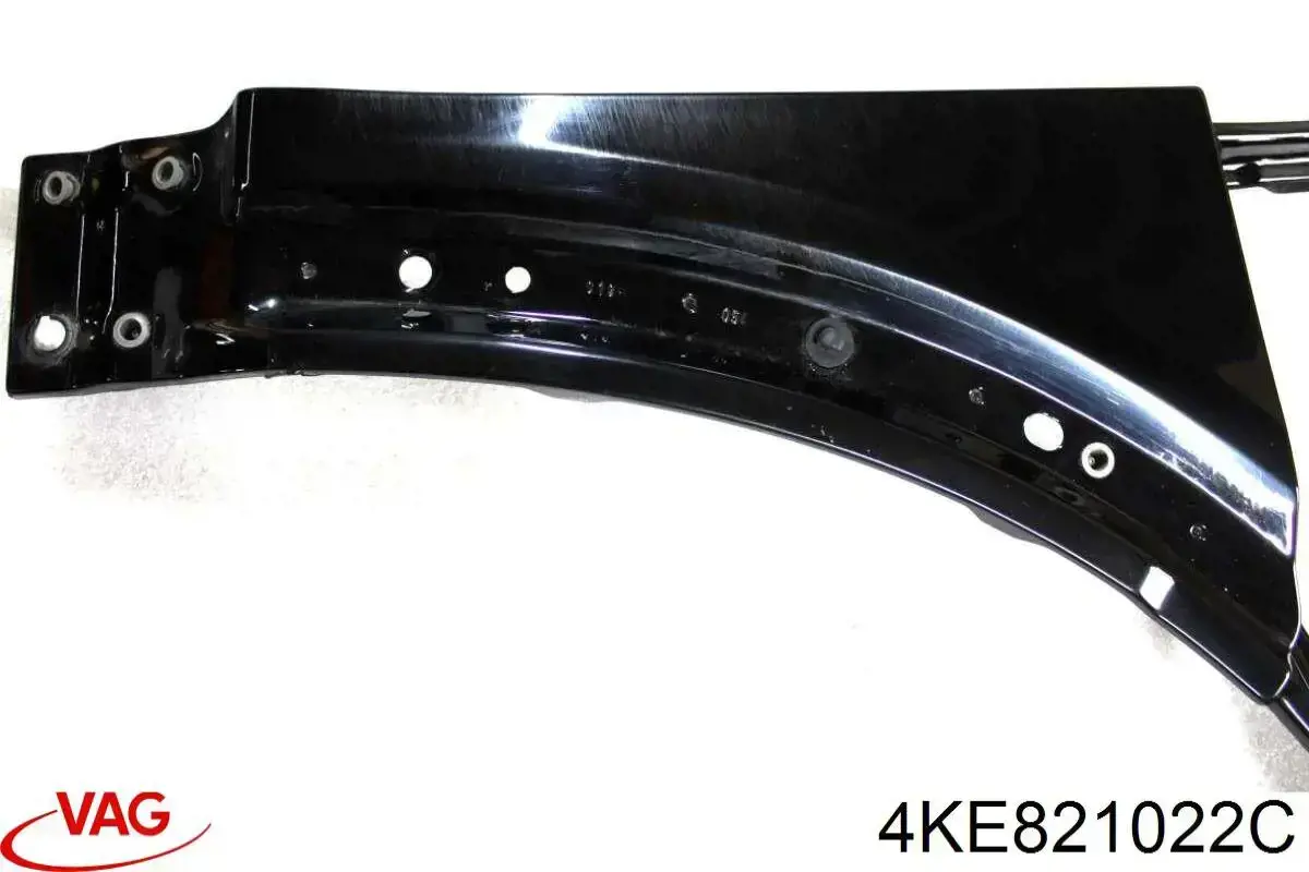4KE821022C VAG Błotnik przedni prawy