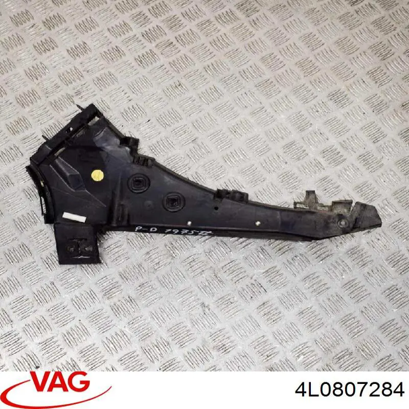 Prowadnica zderzaka przedniego prawa VAG 4L0807284 cena, od 25,78 USD