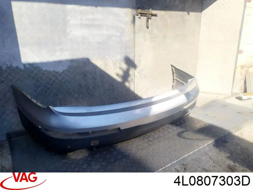 Do koszyka 4L0807303D VAG Zderzak tylny, góna część