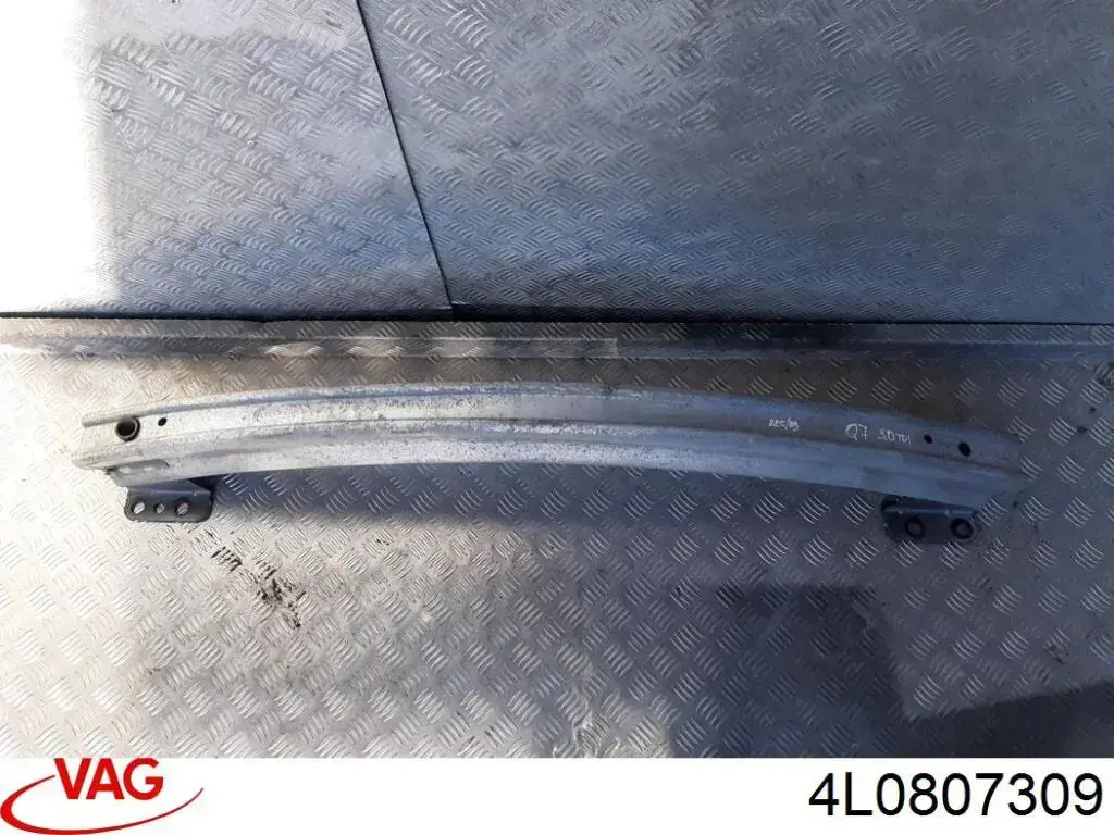 4L0807309 VAG Wzmocnienie zderzaka tylnego