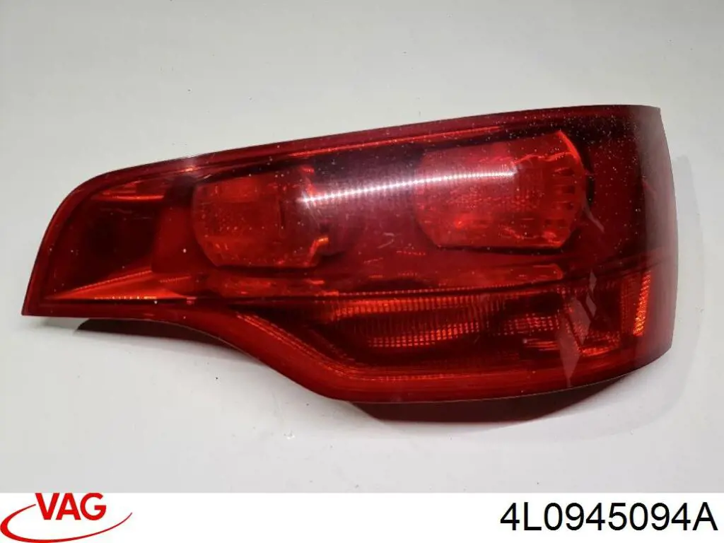 4L0945094A VAG Lampa zespolona tylna prawa