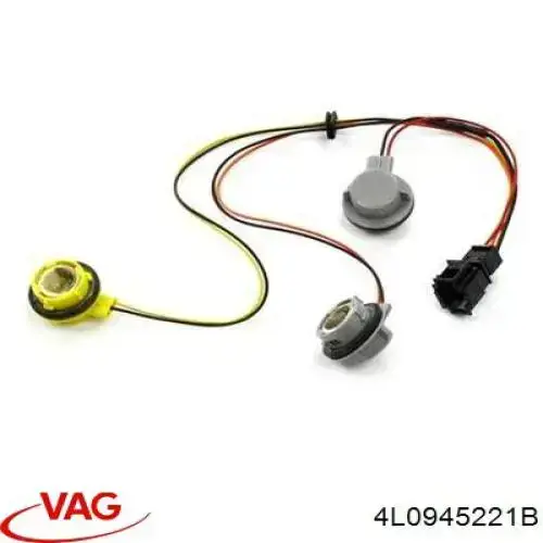 Gniazdo lampy zespolonej tylnej VAG 4L0945221B cena, od 105,45 USD