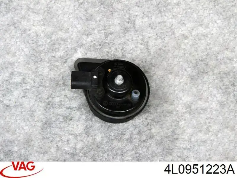 4L0951223A VAG Sygnał dźwiękowy (klakson)