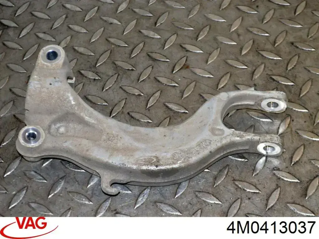 Widełki amortyzatora przedniego dolne lewe VAG 4M0413037 cena, od 129,40 USD