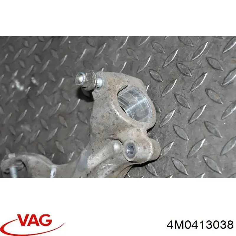 Widełki amortyzatora przedniego dolne prawe VAG 4M0413038 cena, od 62,74 USD