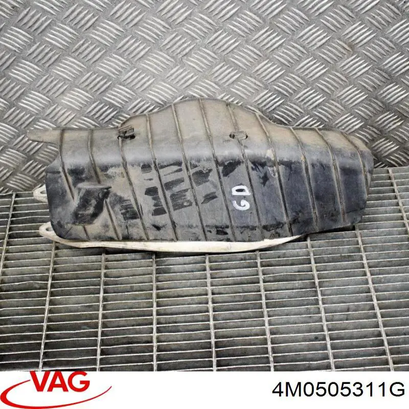 Do koszyka 4M0505311G VAG Wahacz zawieszenia tylnego dolny lewy/prawy