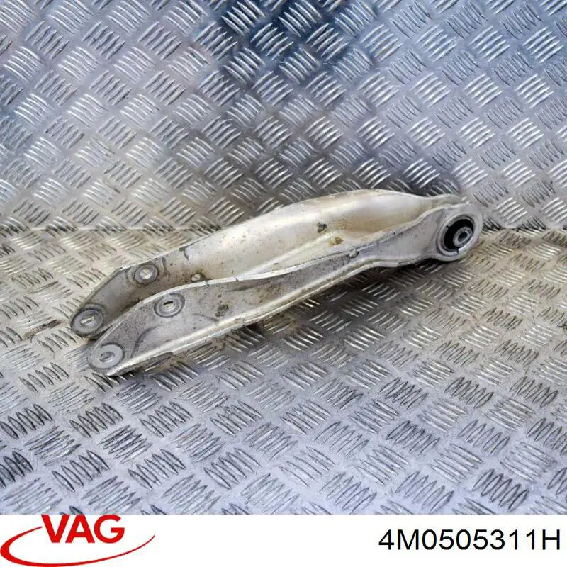 4M0505311H VAG Wahacz zawieszenia tylnego dolny lewy/prawy