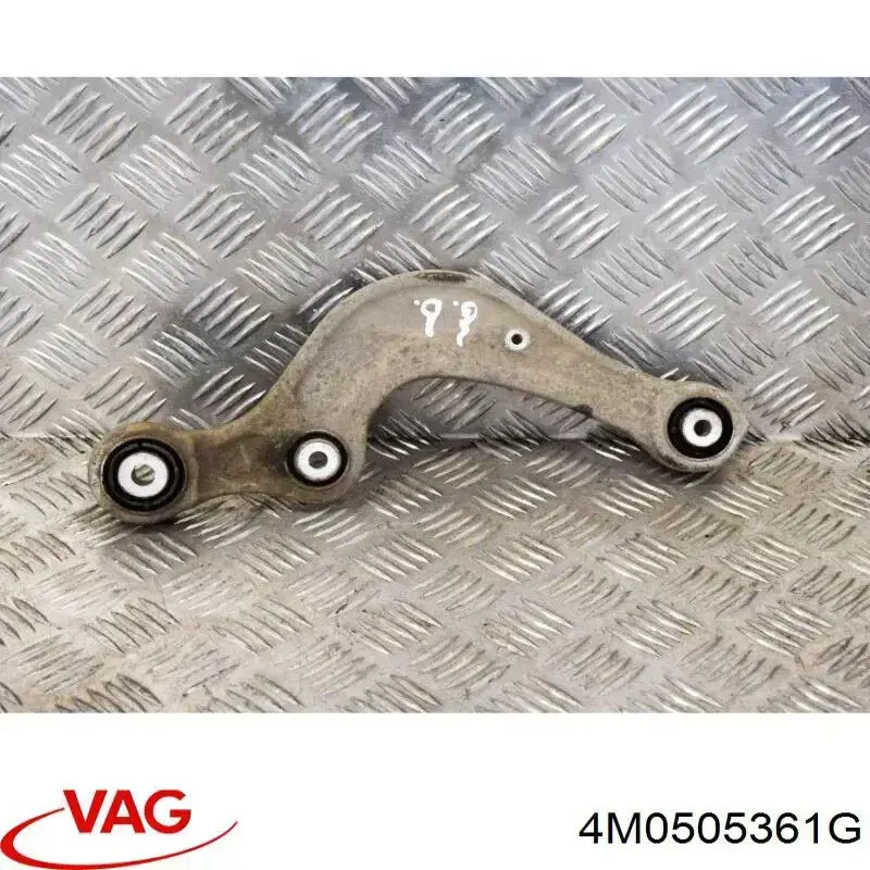 Do koszyka 4M0505361G VAG Wahacz zawieszenia tylnego górny lewy/prawy