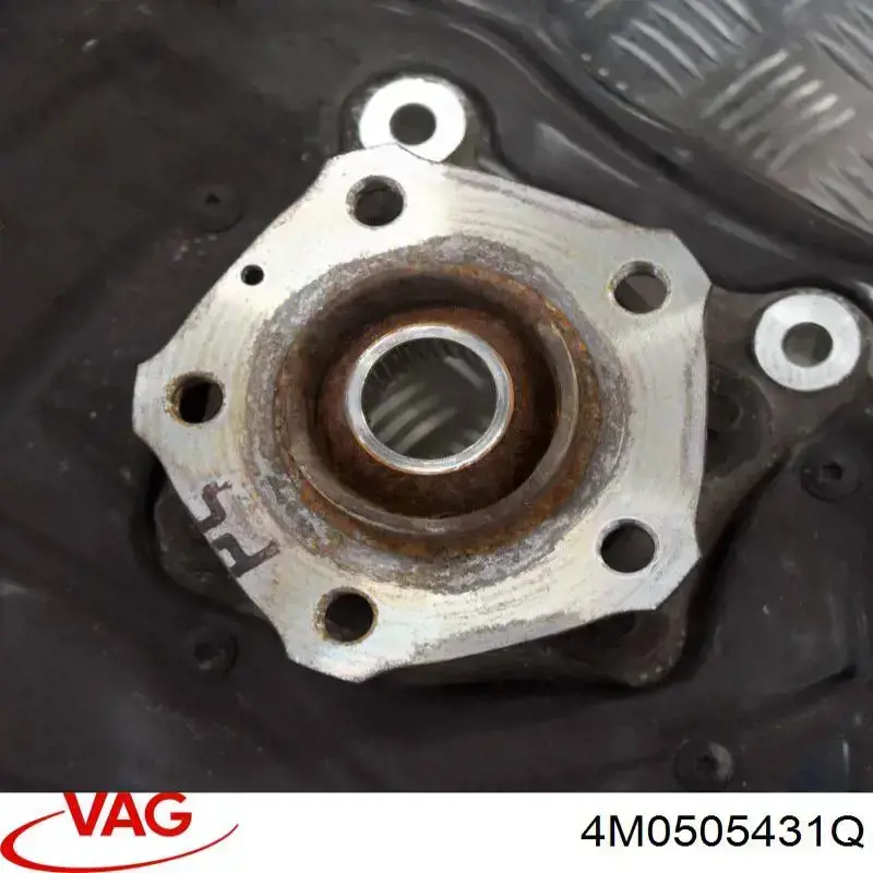 4M0505431Q VAG Czop (zwortnica) tylny lewy