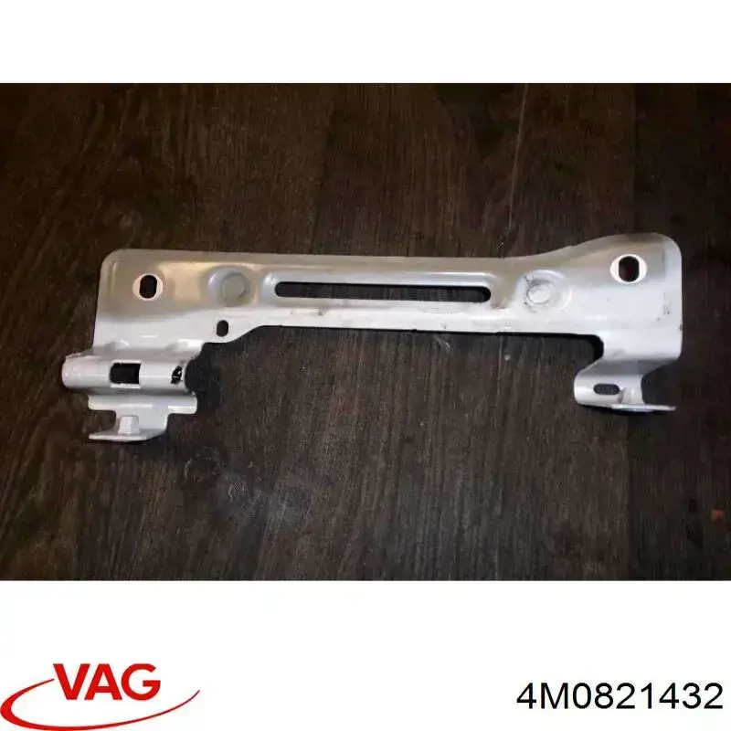 Wspornik górny do mocowania błotnika przedniego prawego VAG 4M0821432 cena, od 15,69 USD