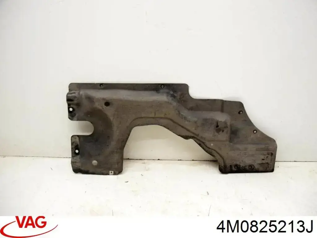 Osłona podwozia tylna lewa VAG 4M0825213J cena, od 39,21 USD
