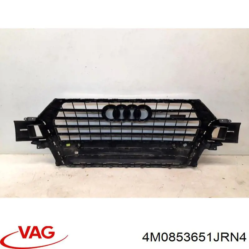 Atrapa chłodnicy VAG 4M0853651JRN4 cena, od 1617,46 USD