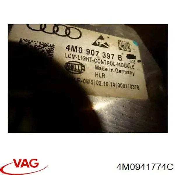 4M0941774C VAG Reflektor prawy