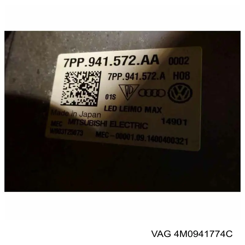Do koszyka 4M0941774C VAG Reflektor prawy
