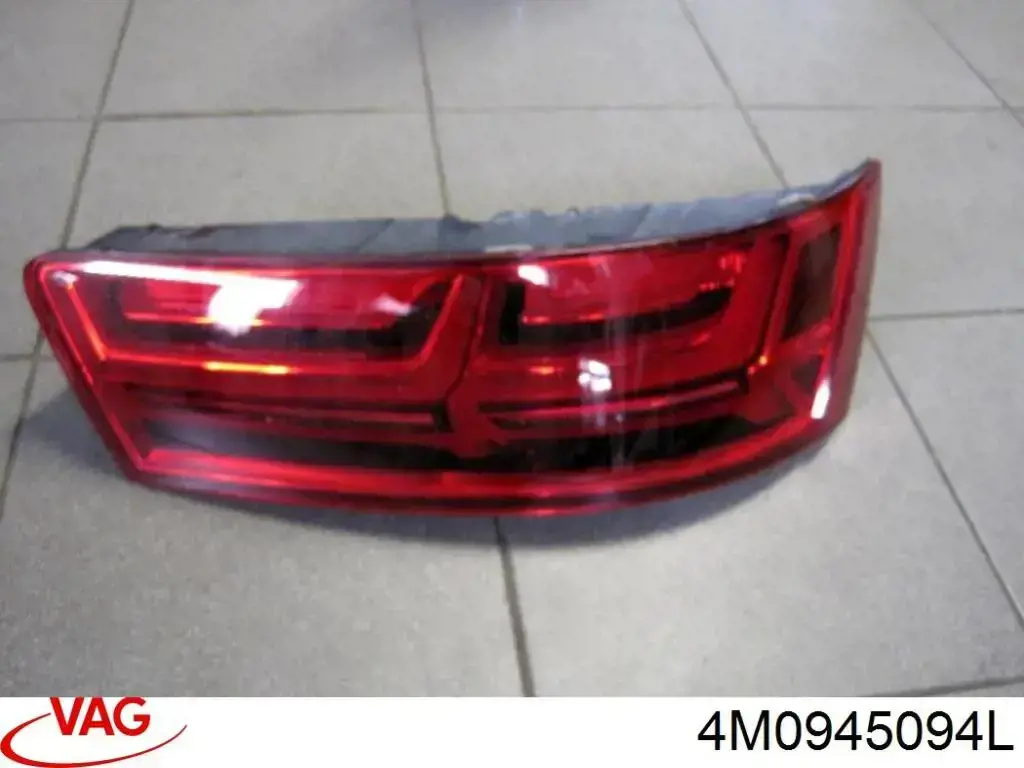Do koszyka 4M0945094L VAG Lampa zespolona tylna prawa