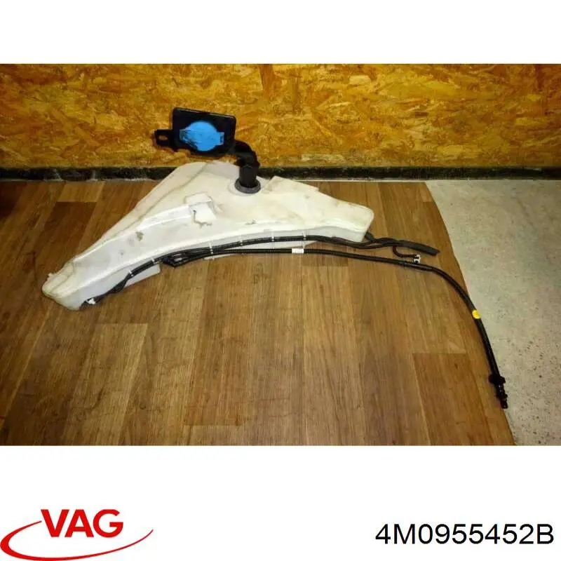 Zbiorniczek spryskiwacza szyb VAG 4M0955452B cena, od 172,99 USD