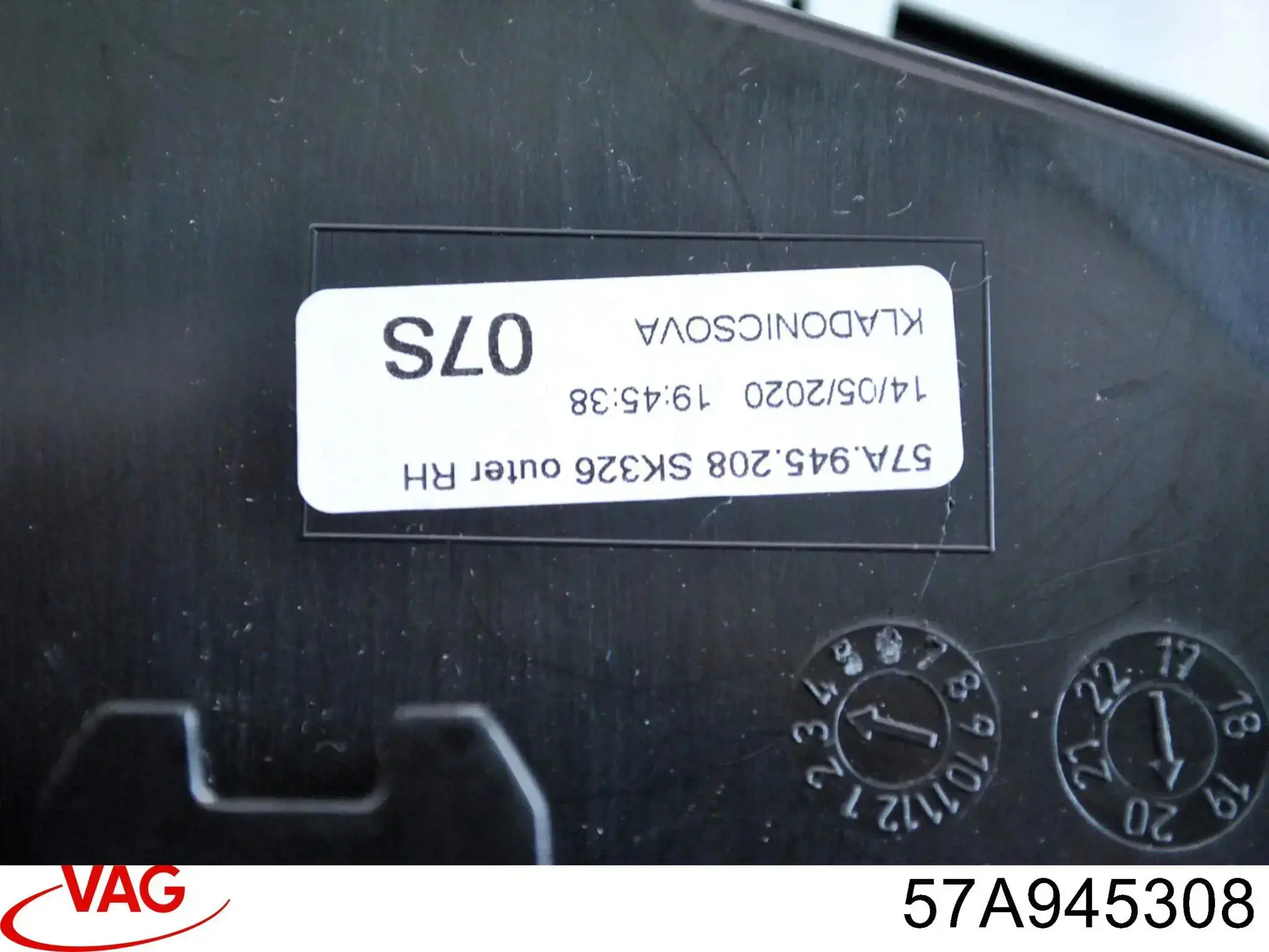 Do koszyka 57A945308 VAG Lampa zespolona tylna prawa