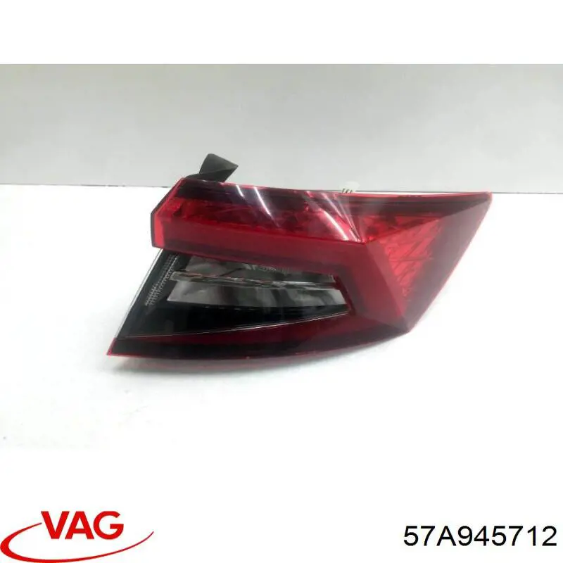 57A945712 VAG Lampa zespolona tylna prawa zewnętrzna