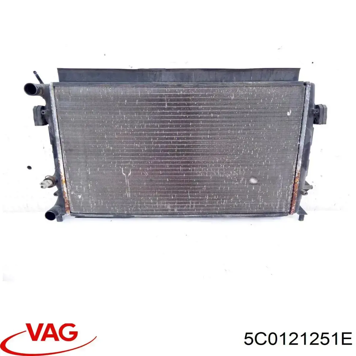 Chłodnica silnika VAG 5C0121251E cena, od 87,32 USD
