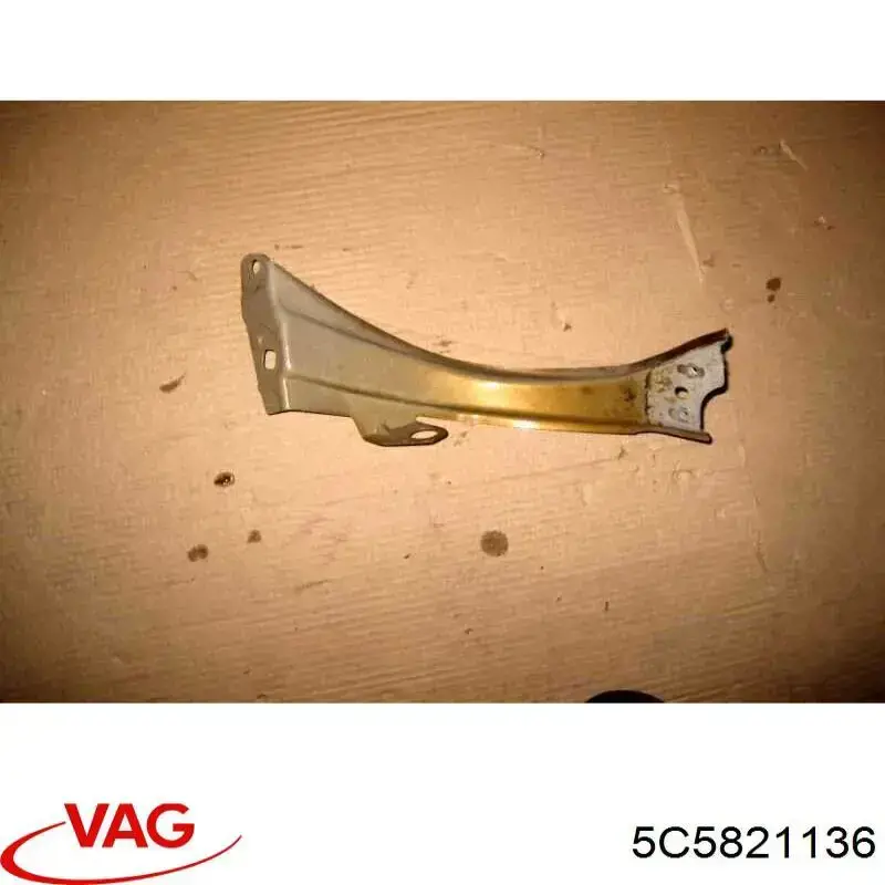 Do koszyka 5C5821136 VAG Wspornik do mocowania błotnika przedniego prawy przedni