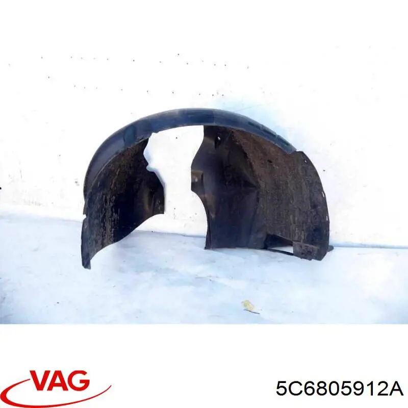 Nadkole błotnika przedniego prawe VAG 5C6805912A cena, od 26,76 USD
